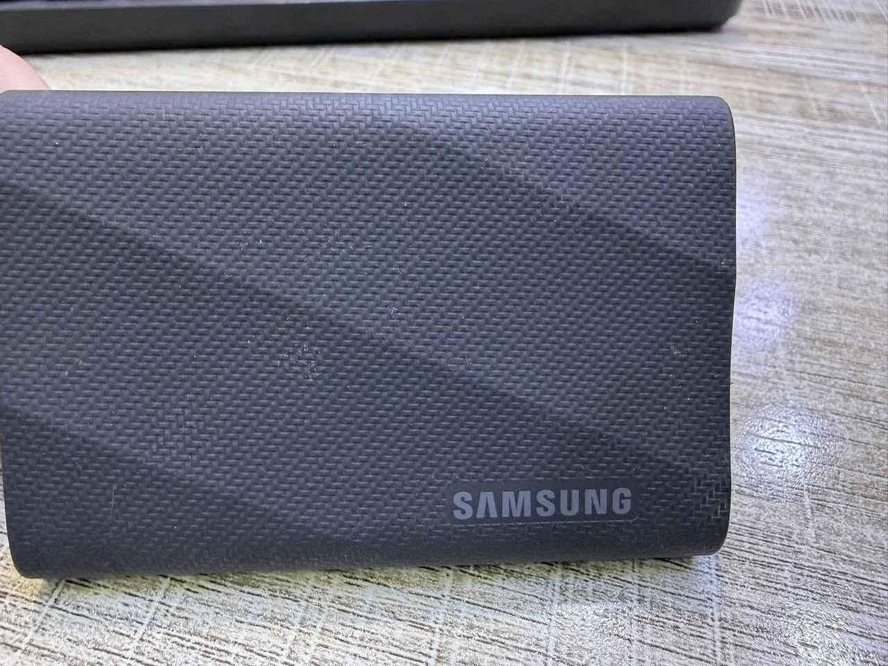 هارد سامسونك خارجي اصلي
T9  4Tb  

سرعه 2000 

السعر : 600،000 

مستخدم شهرين فقط 

سعر الجديد : 1،680،000

بغداد - يوجد توصيل 

***********
