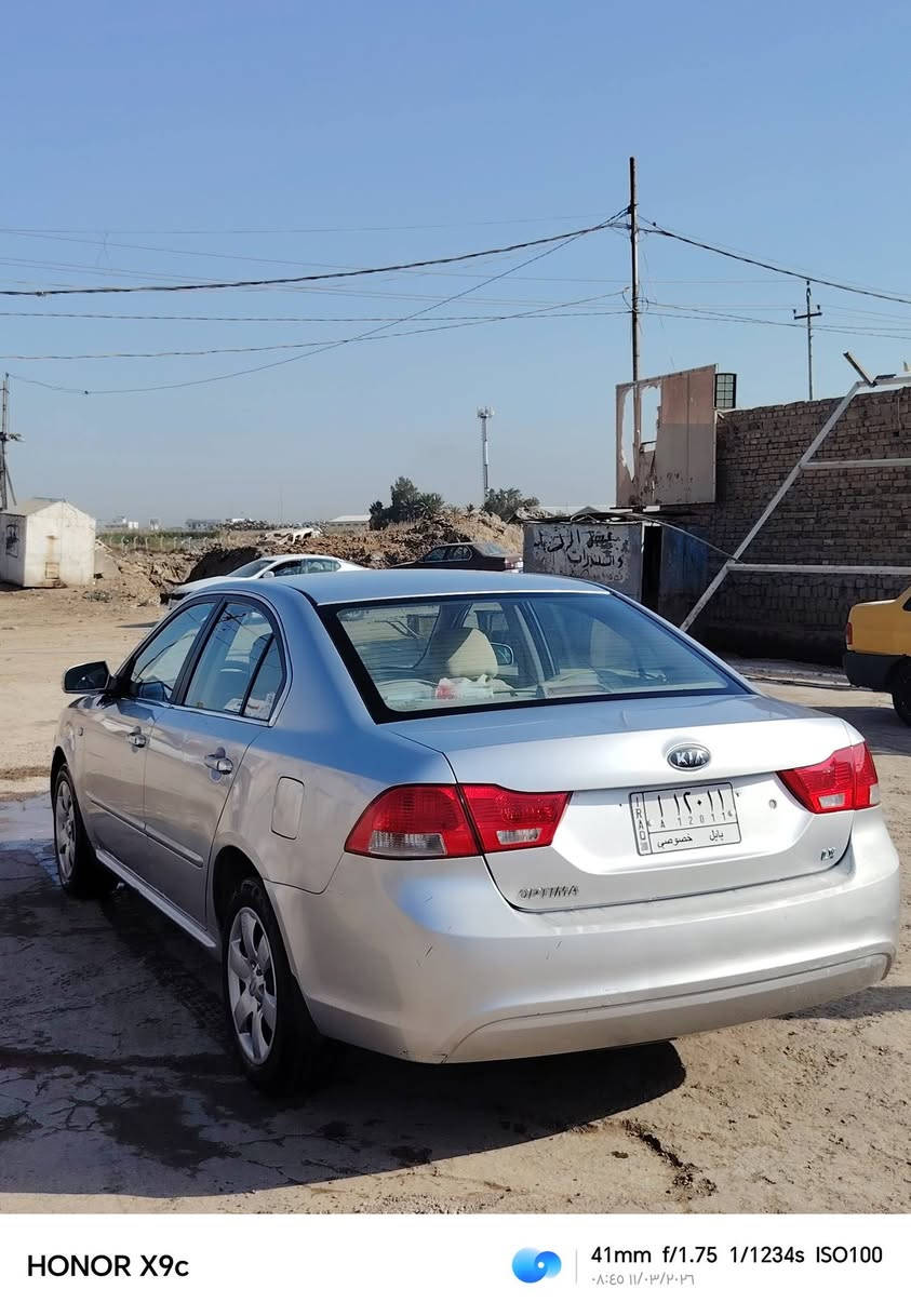 السلام عليكم
كيا اوبتما 2009 للبيع

مكينه 2000

خليجي

بيها صبغ بالجاملغ الأمامي شبر

والهلال الخلفي فقط

والباقي كفاله عامه

رقم ألماني

سنويه بأسم المالك

للاستفسار ***********
