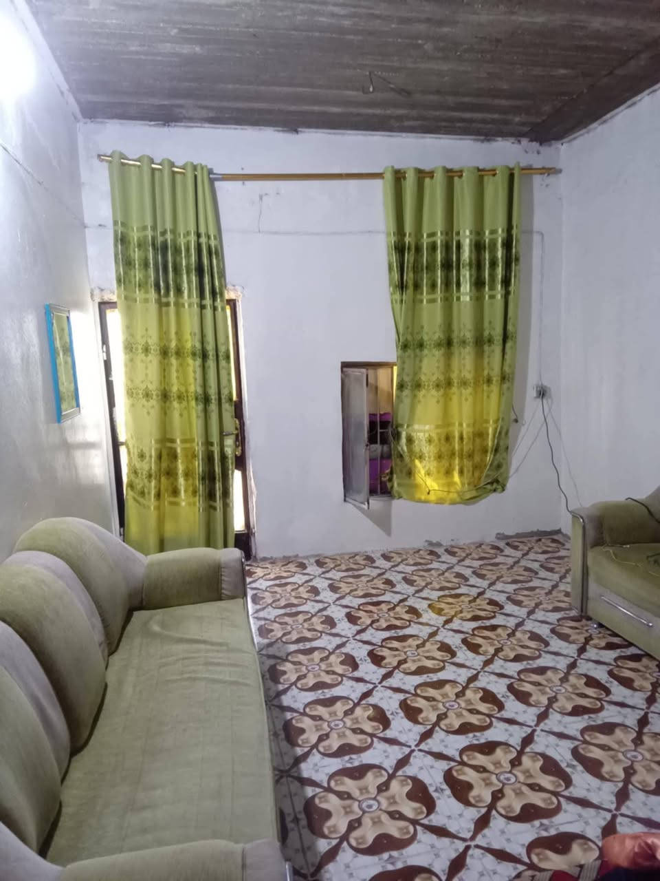 السلام عليكم 
دار سكن ١٠٠م مسلح الأرض سيراميك العنوان ديالى الكاكون الرازي الحولي السعر ٢٥ وبيه مجال متواجد عالفيس


**إذا كنت صاحب هذا الإعلان وتريد حذفه لأي سبب، رجاءا أرسل رسالة إلى الدعم الفني**