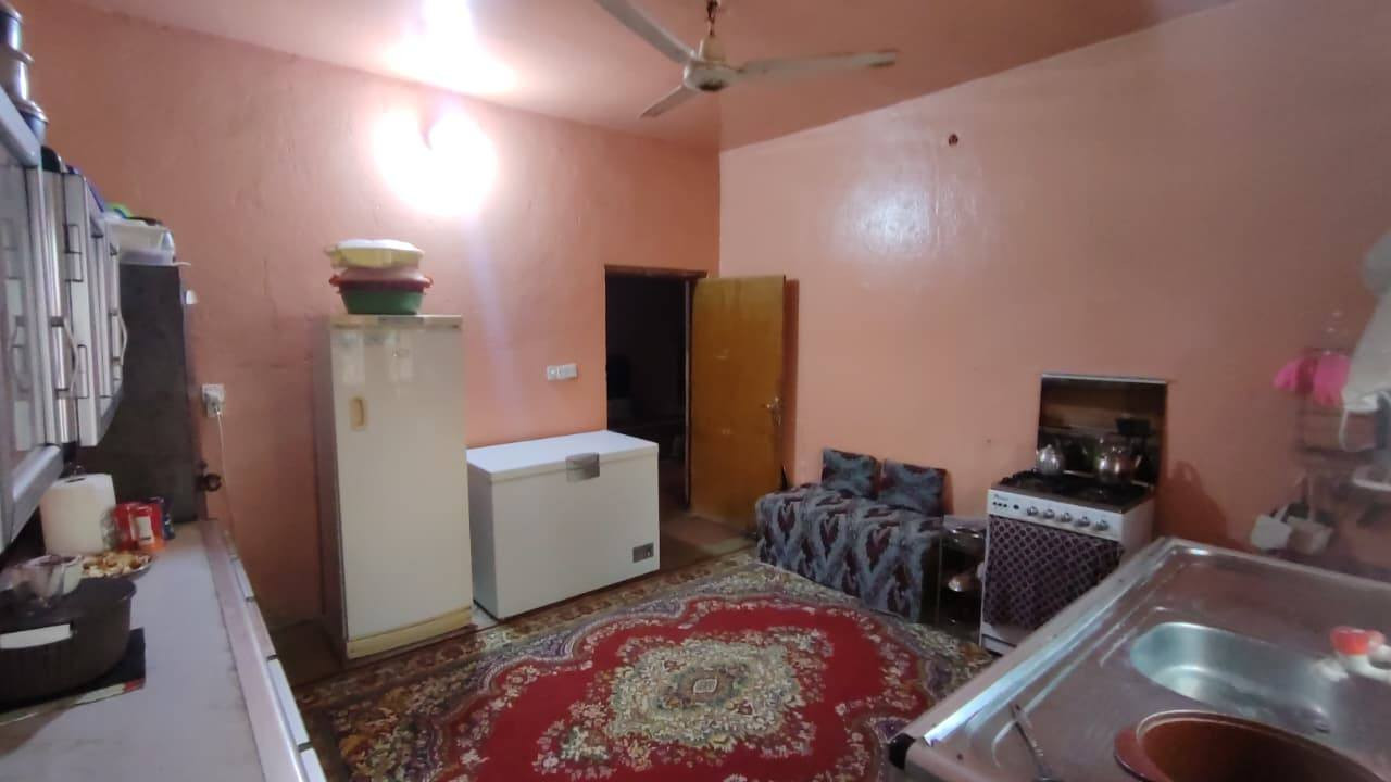 🕋بسم الله الرحمٰن الرحيم 🕋

👋السلام عليكم ورحمة الله وبركاته👋

🏪يعلن مكتب انمار للعقار

🌄الانبار قضاء الفلوجه

🏡 بيت 

#للبيع حي العسكري قرب اسولق عبودي 

🚧 بناء طابوك 

📐المساحه 175م واقع حال اكبر 
 
 سنه البناء  2005

📃طابو صرف سند تحويل ملكيه بسم شخص واحد 

🛣️شارع 10 م خدمات مجاري مجاري تبليط 

🏠طابق واحد 

🔵استقبال وحديقه وكراج   
🔵مطبخ 
🔵غرف عدد 2
🔵مناور عدد 2
🔵صاله 
🔵صحيات 3
🔵السطح شتايكر 
 

💲#السعر المعلن 185 مليون من قبل صاحب العقار وقابل للتفاوض 

ملاحظه يرهم مراوس اذا اكو شي مناسب بالجغيفي الثانيه او بغير مكان 

🧑‍💻عزيزي عندك عقار وتريد تبيعه باسرع وقت راسل صفحتنه نلبي لك طلبك 🙏♥️

⁉️للاستفسار اكثر مراسله صفحتنا او زياره المكتب انمار للعقار الواقع على شارع 60 مجاور مطعم  نفر بخاري  ومجاور المطعم وكوفي بلاك ساراي شارع السكلات او الاتصال 

☎️***********☎️كورك 
☎️***********☎️ واتساب  

⁉️اذا كنت تملك عقار وترغب في نشره مراسله صفحتنا او زياره المكتب انمار للعقار او ارسال المعلومات على الواتساب ☎️👆

⁉️الاسعار المعلنه في مكتبنا تحدد من قبل البائع وليس المكتب ونجمع البائع والمشتري وجها لوجه لاتمام عمليه البيع

⁉️متابعه ولايك للصفحه ليصلكم كل ماهو جديد فضلاً وليس أمراً

♥️طابت أوقاتكم بكل خير ♥️
