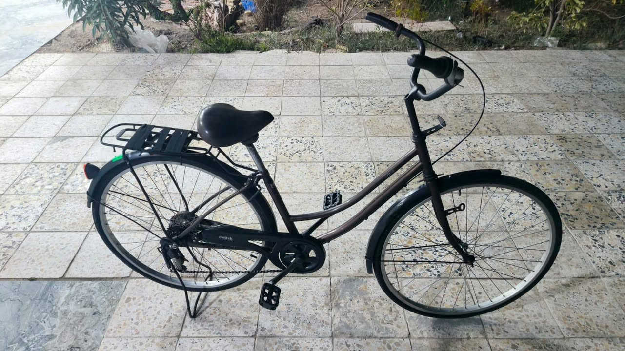 اسلام عليكم باسكل للبيع نضيف حجمه 27 سعرا 70قفل التواصل ***********
