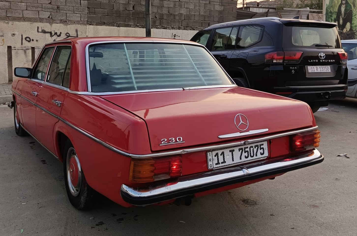 مارسيدس كفائات موديل ٧٥ رقم بغداد دولي مميز على موديلها محرك ٤ سلندر كير اوتو مكفولة من كير ومحرك وحدادية وبور استيرن ...رايدها ب ٦٧ ورقة مكاني بغداد جديدة ***********
