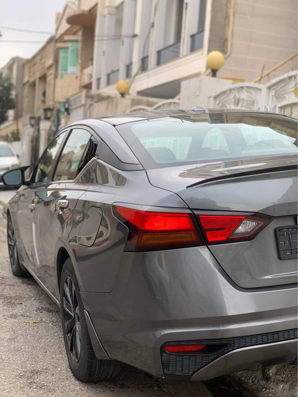 نیسان ئاڵتیما
2019
مواسەفات s 
پێشو پشتی کەپسە 
یەک دەرگای پەمپە
پەرەشوتی نەتەقیە  هیچی
چوار ساردی پێوەیە
گێڕو مەکینەی بە شرەت
کارەبایات هەموی مەزبوت 
توندو تۆڵە 
سەیارەکە جوانە 
بۆ زانیاری زیاتر پەیوەندی بکەن 
*********** أربيل, العراق
