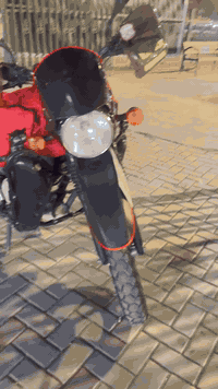 دراجه. بوكسر موديل 2023 مجفته تحفين شركه دراجه ناعمه مشتغله ليث السوري ***********
