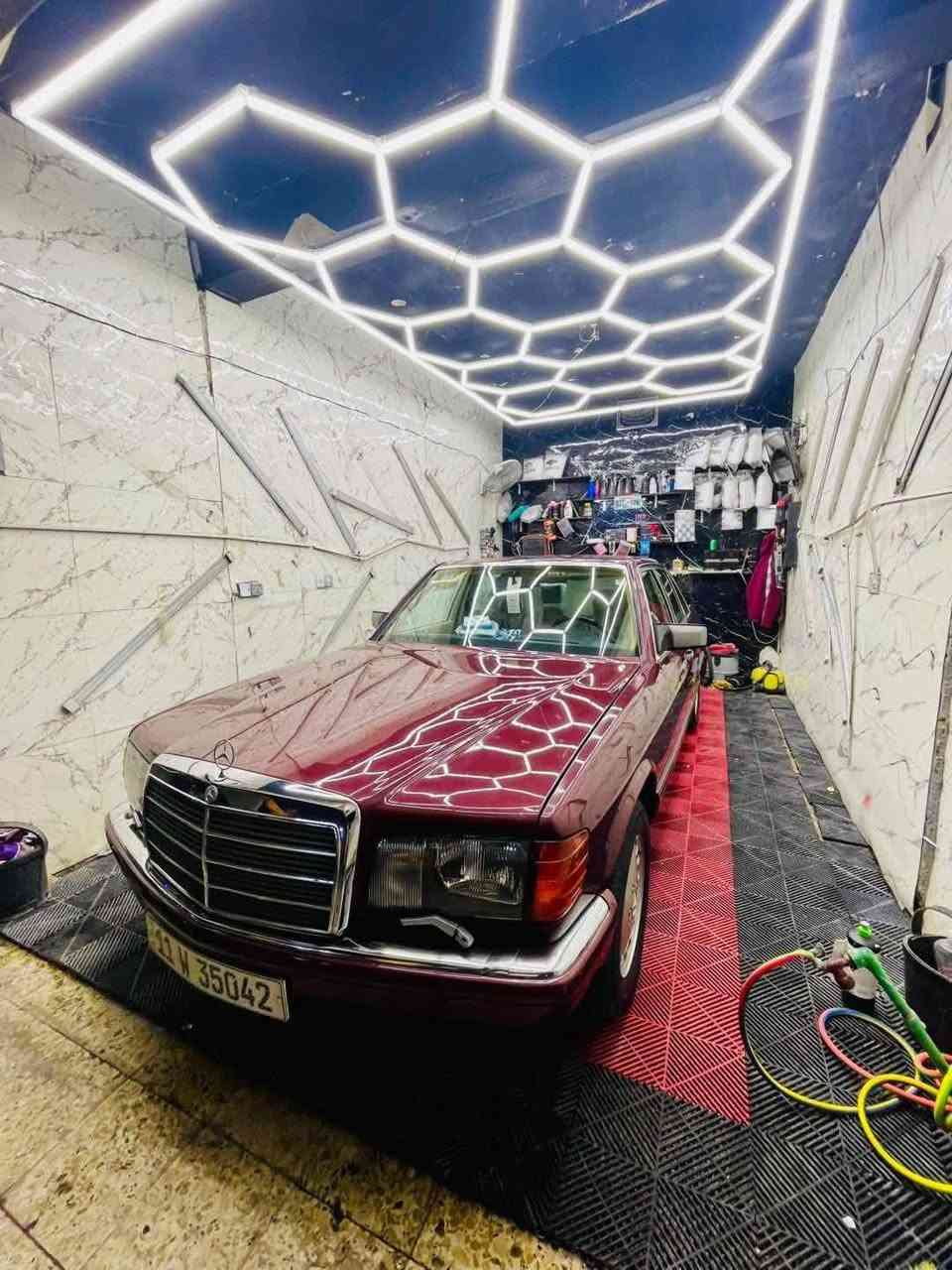 موديل ١٩٩٠
باب قصير
بأسمي
سياره جديده على وضع الشركه 
الشراي يعرف الجديده مالتهن
السعر المطلوب بيها ١٥٠ ورقه
***********
