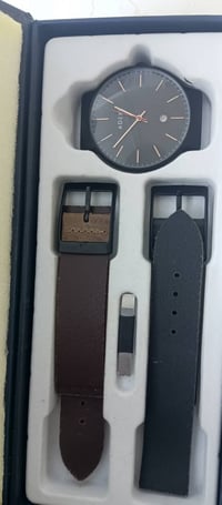 ADEXE • ساعة انكليزيه • ماستر وكالة