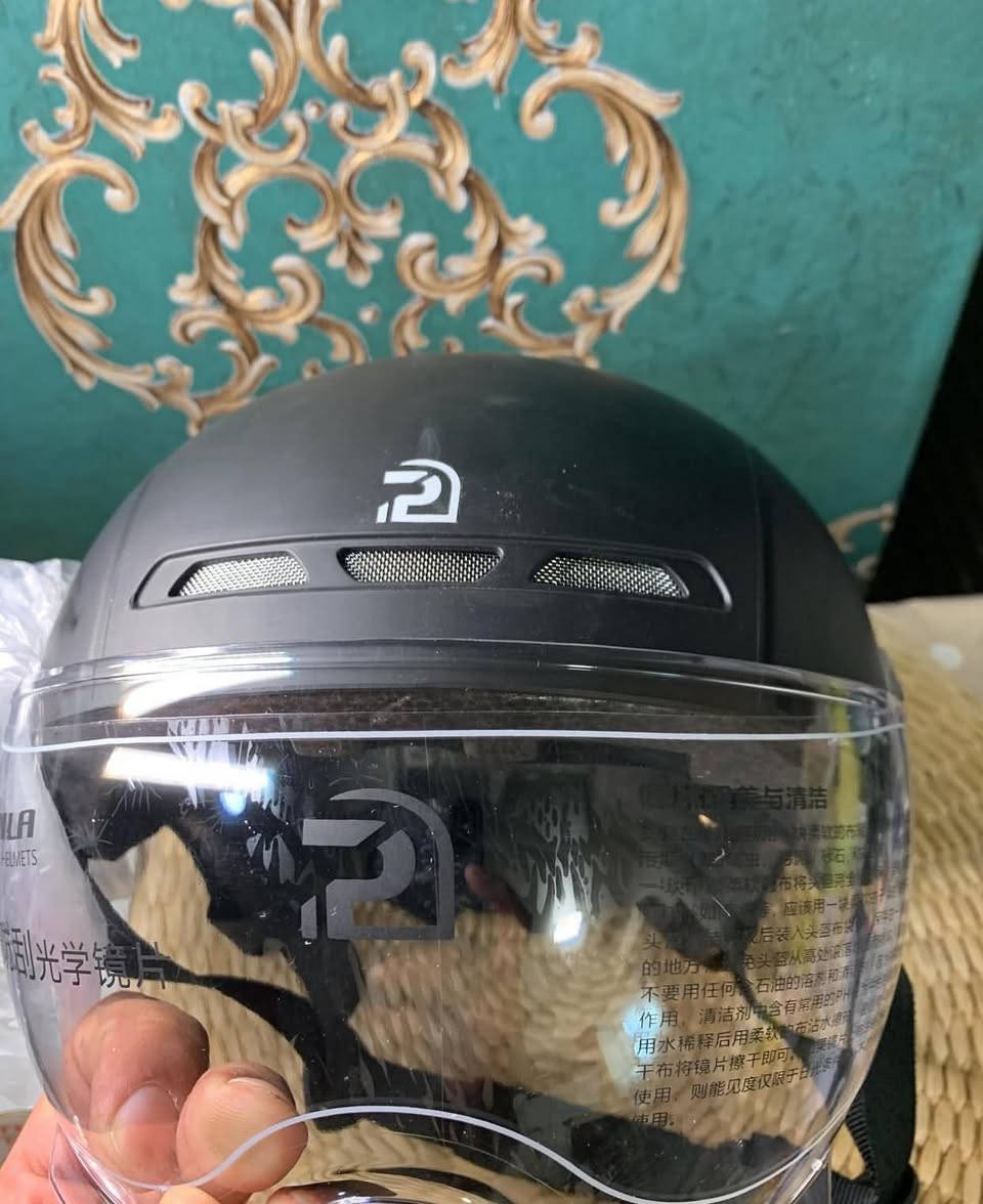 خوذة امزون اصليه كوالتي عالي جديدة السعر 20 الف مع التوصيل قفل


**إذا كنت صاحب هذا الإعلان وتريد حذفه لأي سبب، رجاءا أرسل رسالة إلى الدعم الفني**