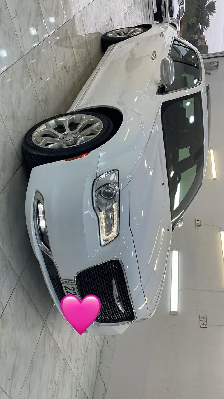 2016بلاتنيوم مواصفات بدون حساس ردار  يعني مواصفات مثل Cبس يجي بي سقف من داخل اسود وشفتات وكير Sيجي بي ويجي بي ويل 20بلادي 
سياره فول 
سياره كلين تايتل 
عدا تعديل بحافه جاملغ 15سم بدون فتح وبدون حادث سياره كلين تايتل داخل لعراق ماشيه 120الف مايل كير محرك كفاله مامفتوح سياره جديد مابي صبغ ولاتعديل غير هذا الى بجاملغ ولابي فتح برغي كله بشرط فحص و ورقه سونار بمنشور وسعره 
264ومجال 
***********
