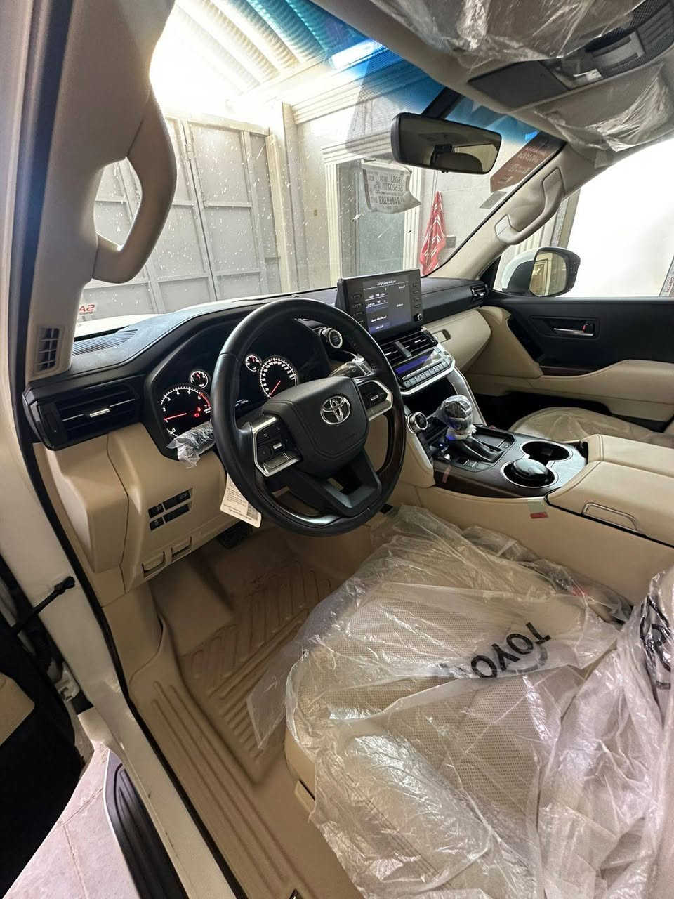 تويوتا لاندكروز 2024 (أم الباركود)
فل مواصفات 1/1 (ساز)
رقم بغداد
تكمه + سنوية ساز أم ضمان
ماشية 7 آلاف كم (حقيقي)
محرك 4000 تنفس طبيعي
بصمة تشغيل
بصمة أبواب (لمس)
تشغيل عن بعد
فتحة سلايد
كشنات أمامية كهرباء
كشنات جلد
كشنات تدفئة + تبريد
7 راكب
3 قطع تبريد
شاشات خلفية
مطفاية حريق
جنطة شفط
حساسات أمامي وخلفي
مرايا شفط
8 إيرباق
زراكات
سبير منازل
وباقي مواصفات ساز معروفة
***********
***********
🔴 السعر 💵 علق يوصلك السعر 📮
📍 موقع السيارة: ميسان – مركز المدينة
#سيارات #العراق #Iraq_cars #بيع_وشراء_السيارات #Iraq_cars_kd
