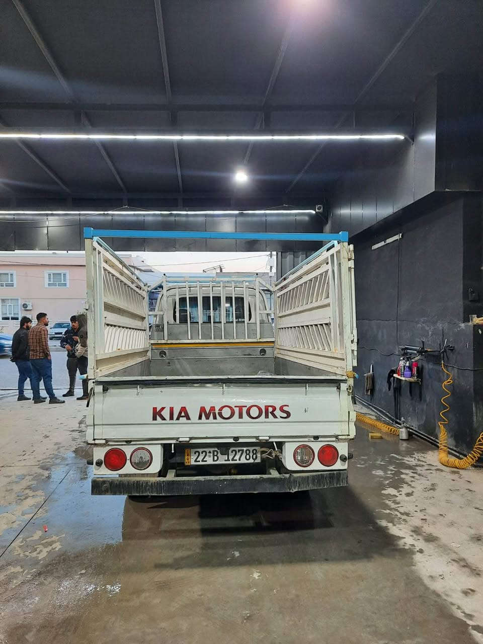 کیا حمل 4000
مویدل 2011
گیر و مکینە بە شەرت 
رقم و سەنەوی هزە کامل نویە 
***********واتسئاپ الحمدانية, نينوى
