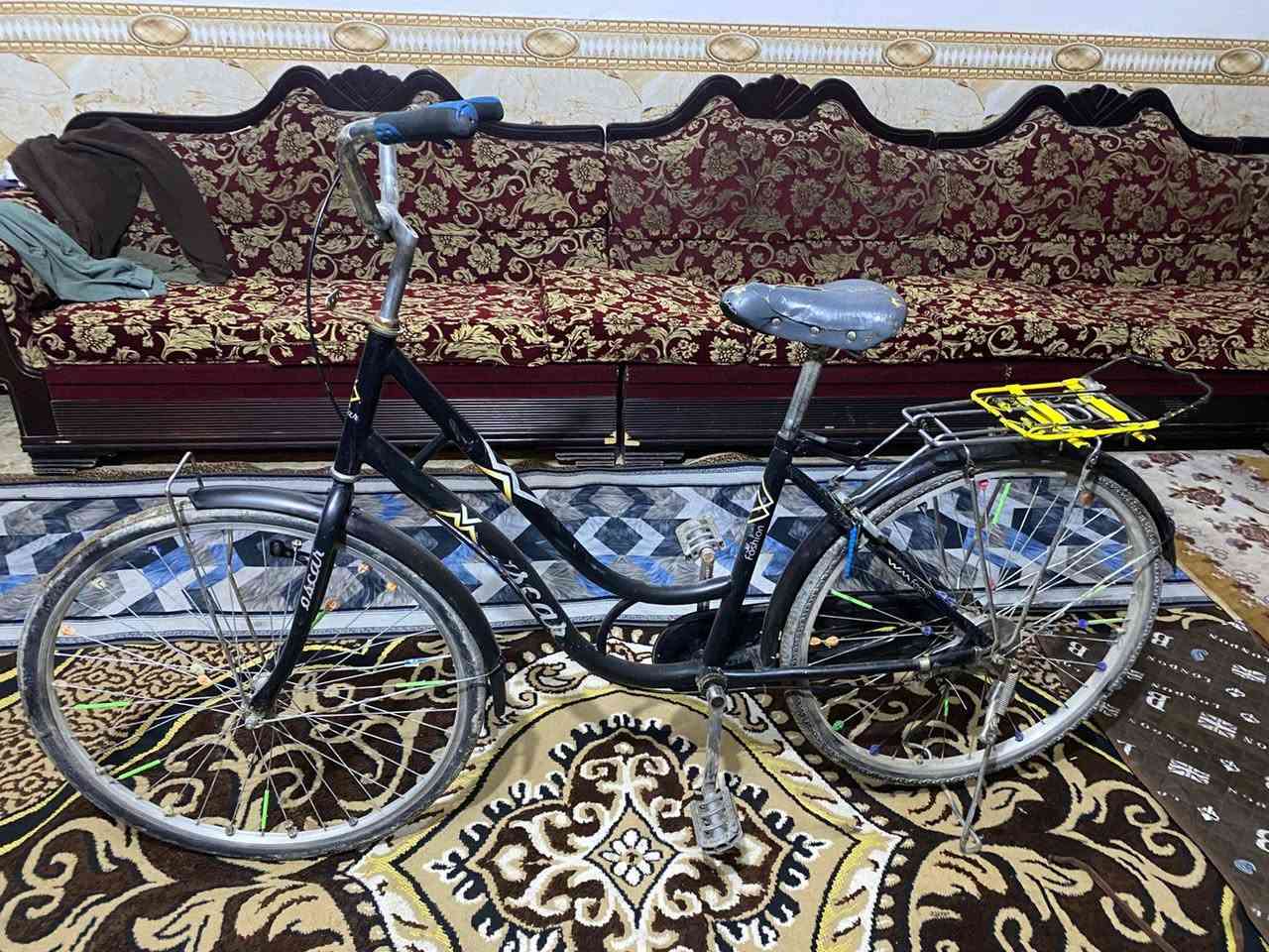 السلام عليكم للبيع حجم ٢٦ 80 بي مجال بي واتساب *********** 👍💁‍♀️
