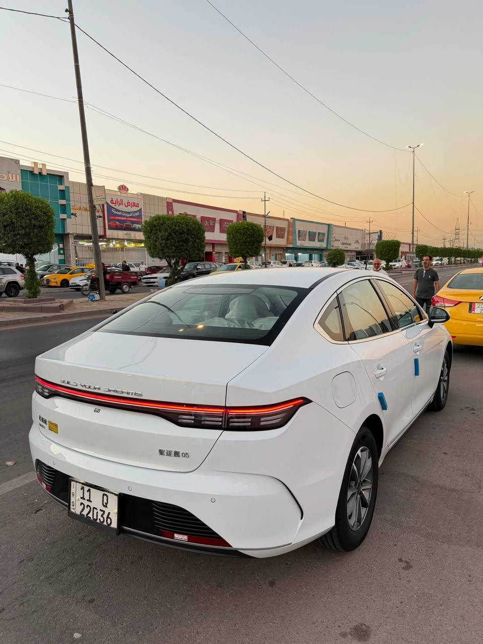 ً
ًسلام عليكم BYD 2025 دستروير 
ماشيه 9 الاف بيه طخه باب السايق وراجع بارد
بسيط سعره 19.600 مكاني بغداد 
***********

