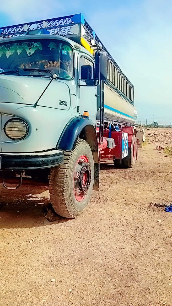 اسلام عليكم للبيع اقجم مديل ٨٣ محرك سوبر كير ١٣٠ برميل سياره جاهزه من كلشي تخم تاير سياره جاهزه الاستفسار على هاذا الرقم  ***********
