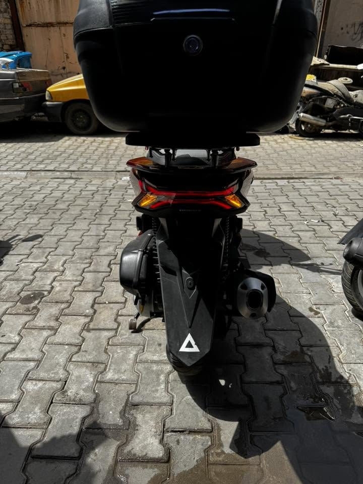 للبيع رابع ياباني بصمتين ماشي 13سعر 22ورقه رقم***********
