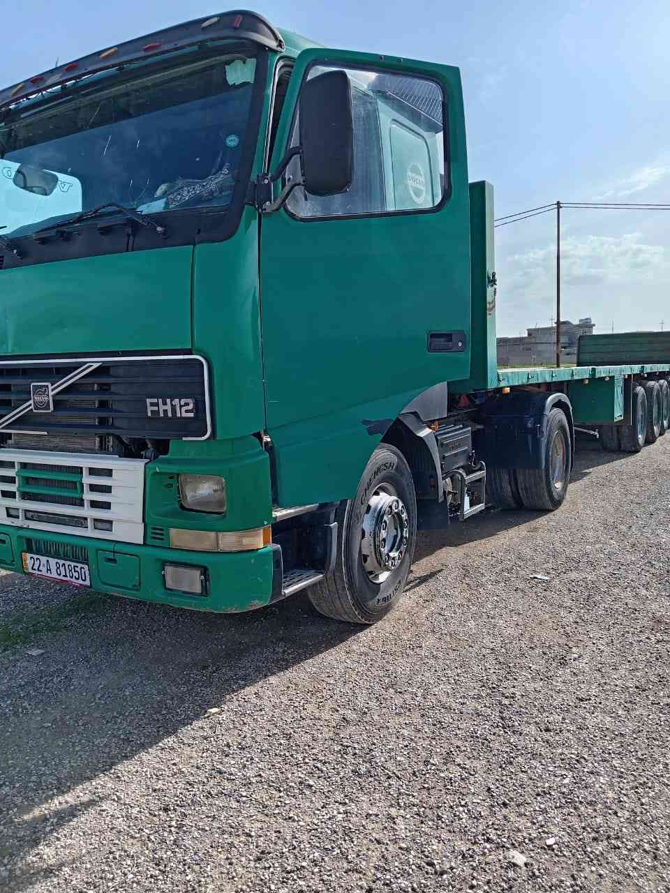 البيع فالفو 2002 مربوطه عريانه فلات3 محور #رقم سنويه جديد الحدت 2030 سياره موجود في قضاء طوز خرماتو اني مكلف بلنشر بس 
رقم صاحب سياره أبو حسام  ***********
                           ***********
