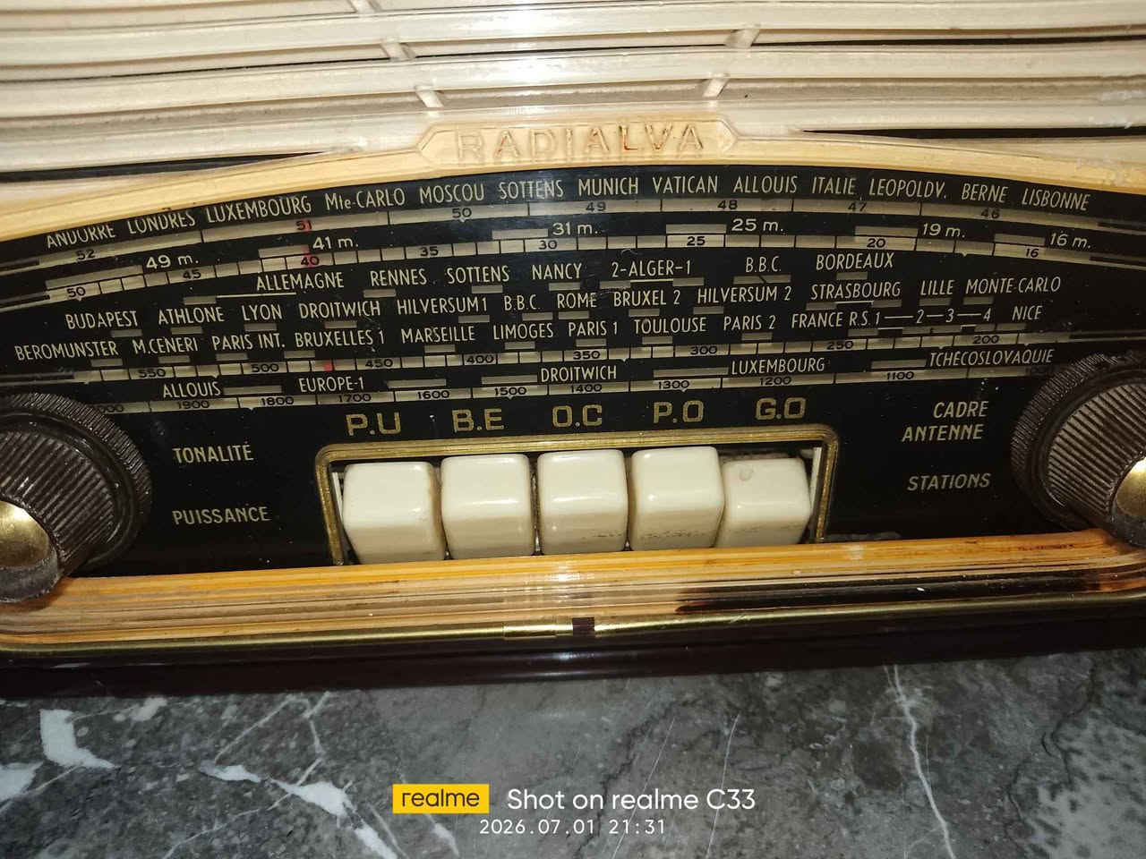 Ancien radio en très bonne état de marche سيدي بلعباس, الجزائر


**إذا كنت صاحب هذا الإعلان وتريد حذفه لأي سبب، رجاءا أرسل رسالة إلى الدعم الفني**