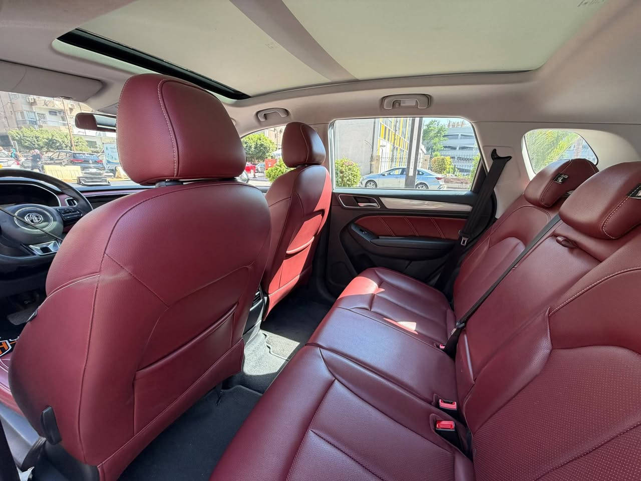 Mg RX5
Luxury 
2021
Km 110,000
صيانات توكيل كلها  
فبريكة بالكامل بدون ملاحظات  
رخصة سنة 
متاح جميع انظمه التقسيط 
بدون تأمين وبدون مصاريف 
التواصل مصطفى عبد الجواد 
☎️01507477709☎️


**إذا كنت صاحب هذا الإعلان وتريد حذفه لأي سبب، رجاءا أرسل رسالة إلى الدعم الفني**