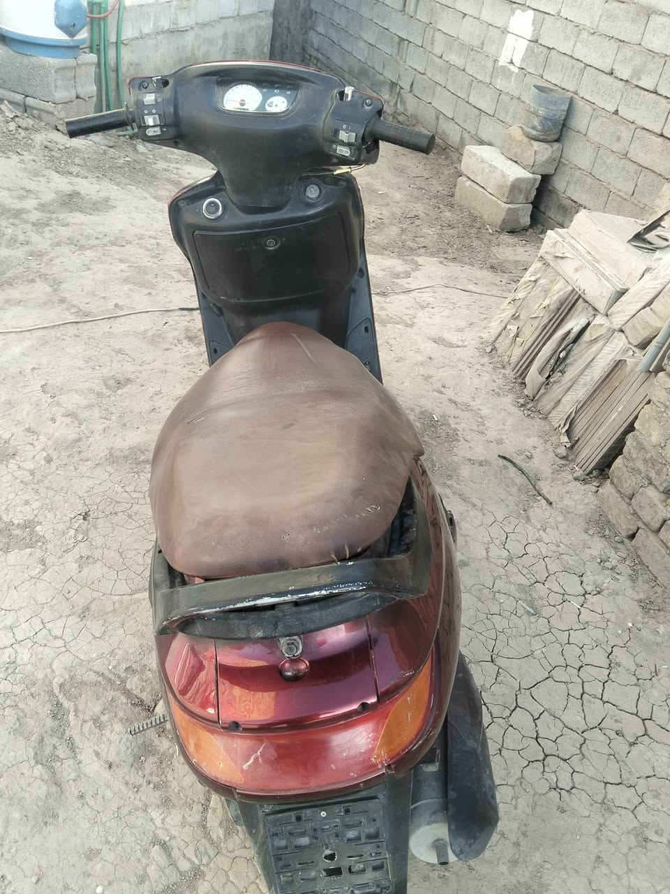 فراشة للبيع كاملة ما ناقصه شي رقم راعيه ***********
