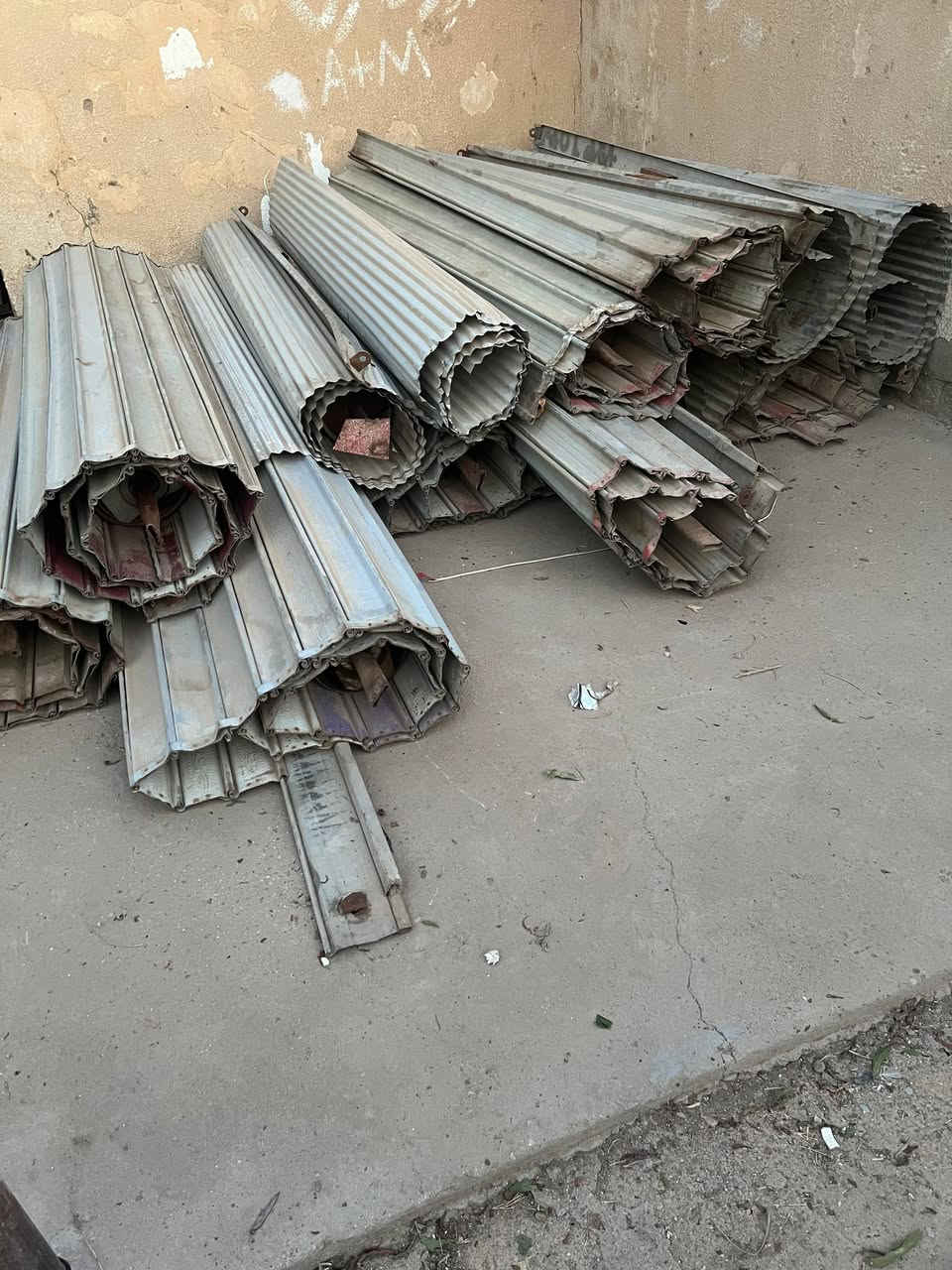 حديد لبيع وكبنكات للاستفسار الاتصال***********
