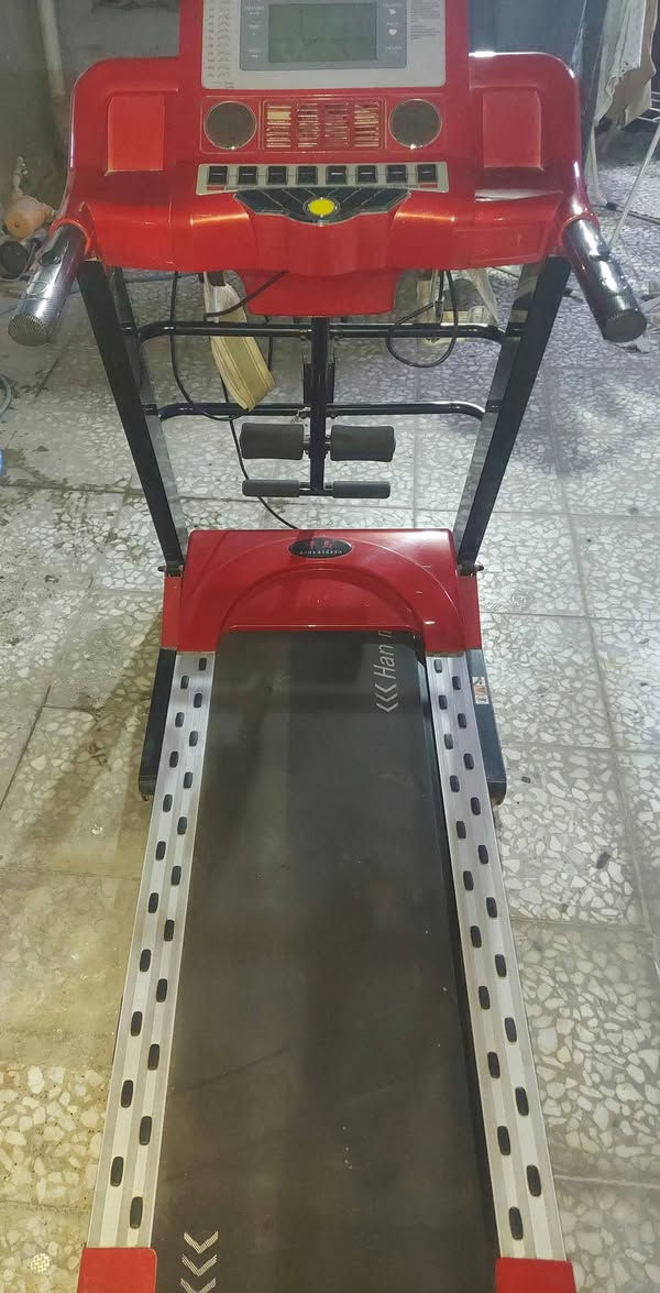 جهاز جري نظيف 
صناعته تايواني اصلي ماركه

جهاز يتحمل أوزان 190 كيلو نظام

جبلي دبل ماطور ضخم

مع جهاز تكسير شحوم مع حزام

بطن مع اوكس فلاش

وبي مروحه تبريد وبي عدات

ستخدمات جهاز كامل

سعره 175 وبي مجال عنوان بغداد الشعب 

الرقم *********** بي واتساب
