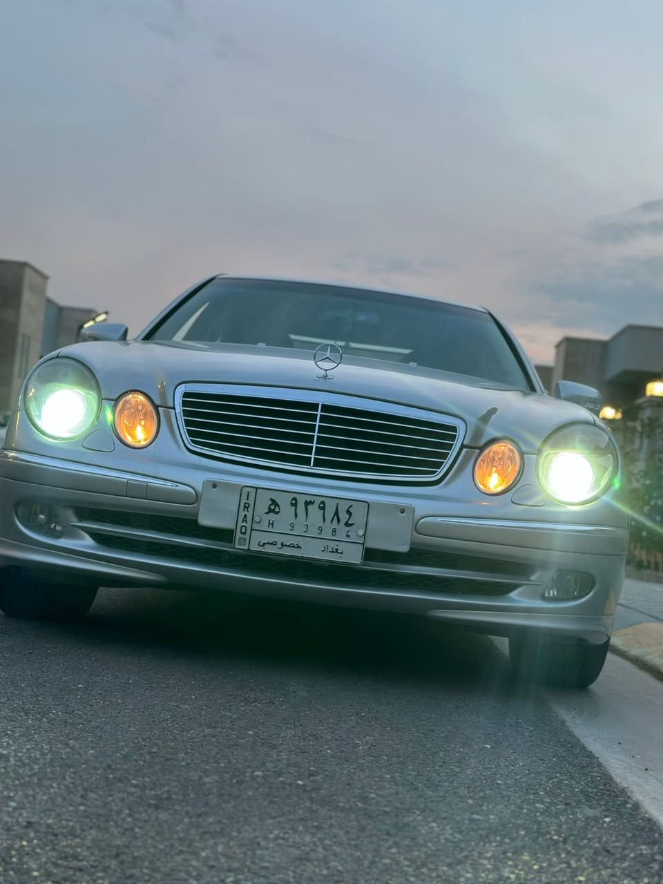 السلام عليكم من رخصة الادمن ❤️

Mercedes E320 W211 2003 
فتحه زراك لايت كشنات كهربا ء شاشه اندرويد 
تخم تاير + ويل جدد. 
مكينه كير صدر فول 
بيها جراد كد شبر بالقماره يم الفتحه 
وبيبان ثنين  مبدلات فقط نفس اللون مال وارد ياباني 
السياره عدا هذني بدون صبغ 
رقم الجديد سنويه ٢٠٣١  بسمي 
للاستفسار 
***********

