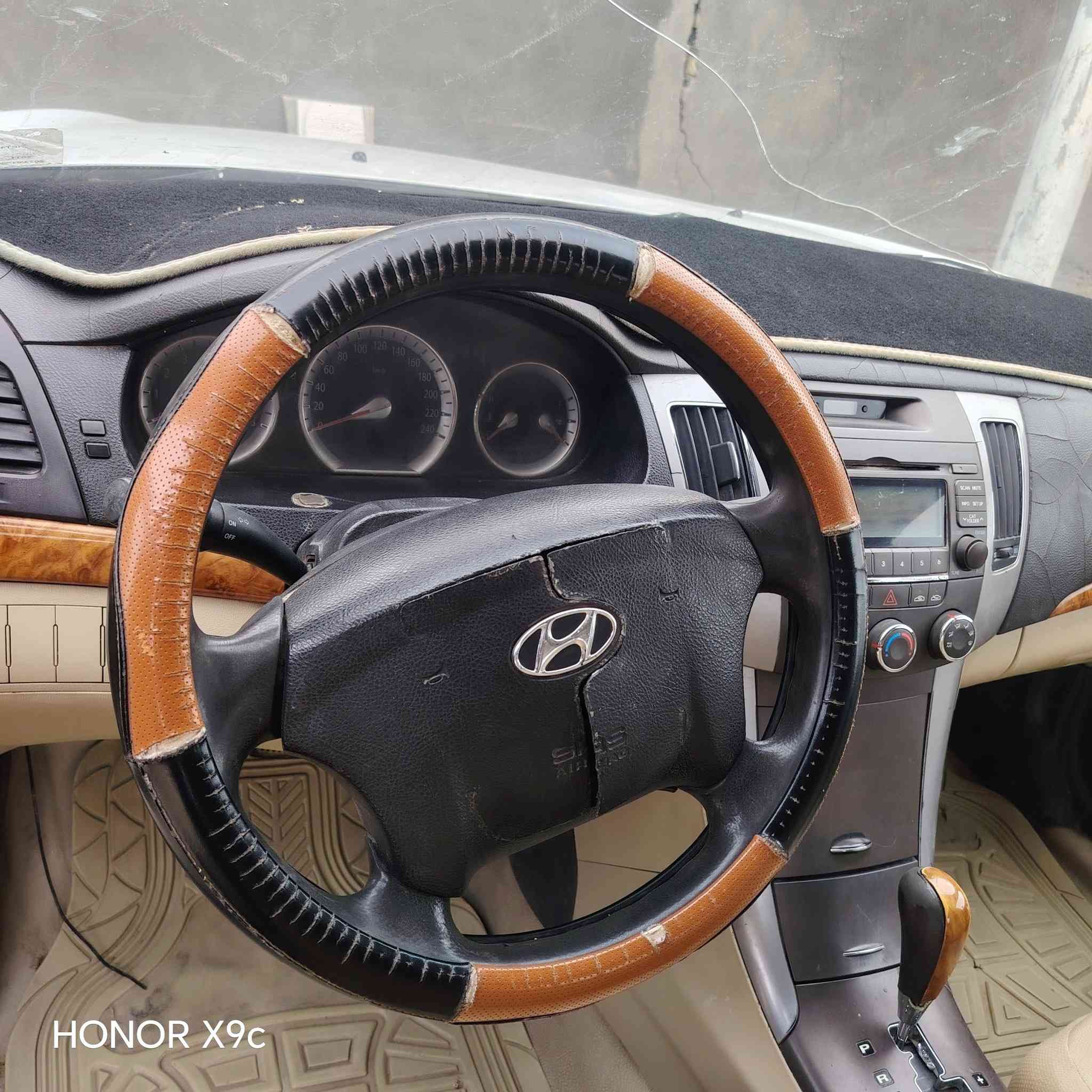 سوناته 2011 رقم بصره كير اوتماتك حداديه خير من الله تبريد ثلج تخم تايرات جدد محرك كايم  الرقم ***********
