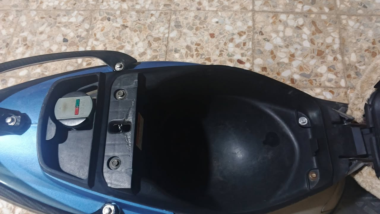 السلام عليكم كل عام وانتم بالف خير  من رخصة صاحب الكروب دراجه لبيع ماكس منغولي سعر 850 وبيها مجال الرقم ***********
