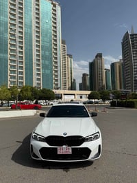 بي ام 330i • M بكج • بدون شاصي