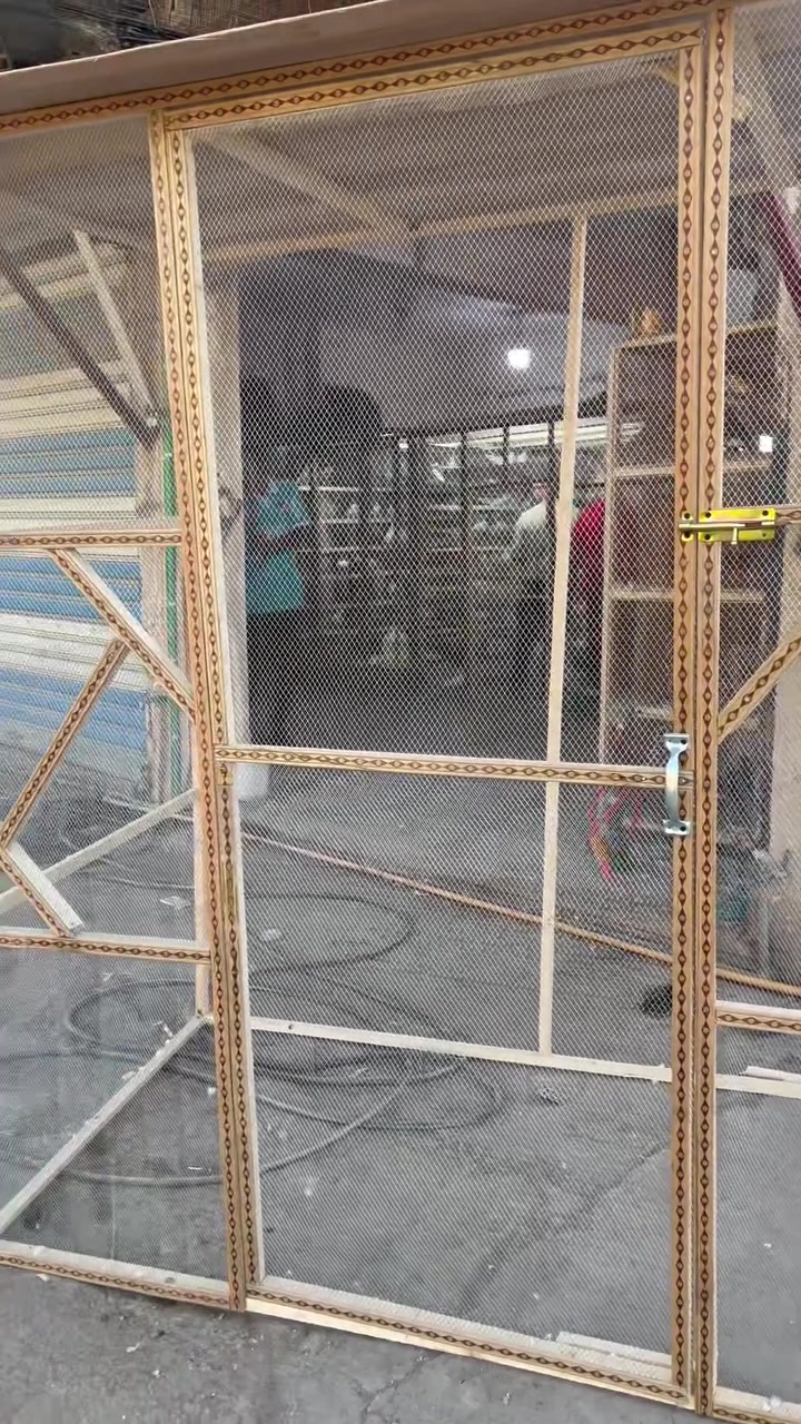 متاح ***********

