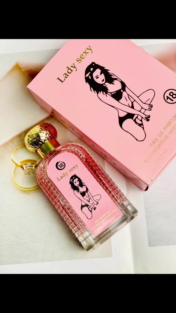 عطر LADY SEXY 
عطر +18 عطر الاغراء والاثارة والرومانسية والجاذبية عطر ليدي سكسي Lady sexy 😍🔥🔥 للمتزوجات فقط 💋❤️‍🔥

يتميز هذا العطر بتركيبة يمتزج اللافندر الحسي في مقدمة العطر مع المكونات البحرية المالحة والعرعر المنعش مع الليمون واليوسفي . 🫶🏻اللذي يؤثر على تفكير واثارة الرجل وتعطيه احساس بالرومانسية والحب والاثارة

تحتوي النفحات الوسطى على نفحات الأزهار البيضاء الناعمة والرائعة من زنبق الوادي والياسمين الإيطالي. بينما تختتمها برائحة العنبر الدافئ الخفيف والبنفسج اللطيف والمسك الجذاب.🤍

ليجسد المعنى الحقيقي لعطر جذاب يمزج بين العبير الحلو واللمسة الانثوية.

رائع جداً للصباح والمساء....😍❣️
السعر 14الاف 
🚘يوجد خدمة توصيل لجميع محافظات العراق ٤ الاف🚘


**إذا كنت صاحب هذا الإعلان وتريد حذفه لأي سبب، رجاءا أرسل رسالة إلى الدعم الفني**