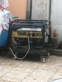 مولده للبيع استره شغاله على فحص السعر ١٨٠الف وبي مجال الموبايل ٠٧٨٠٦٦٢...
