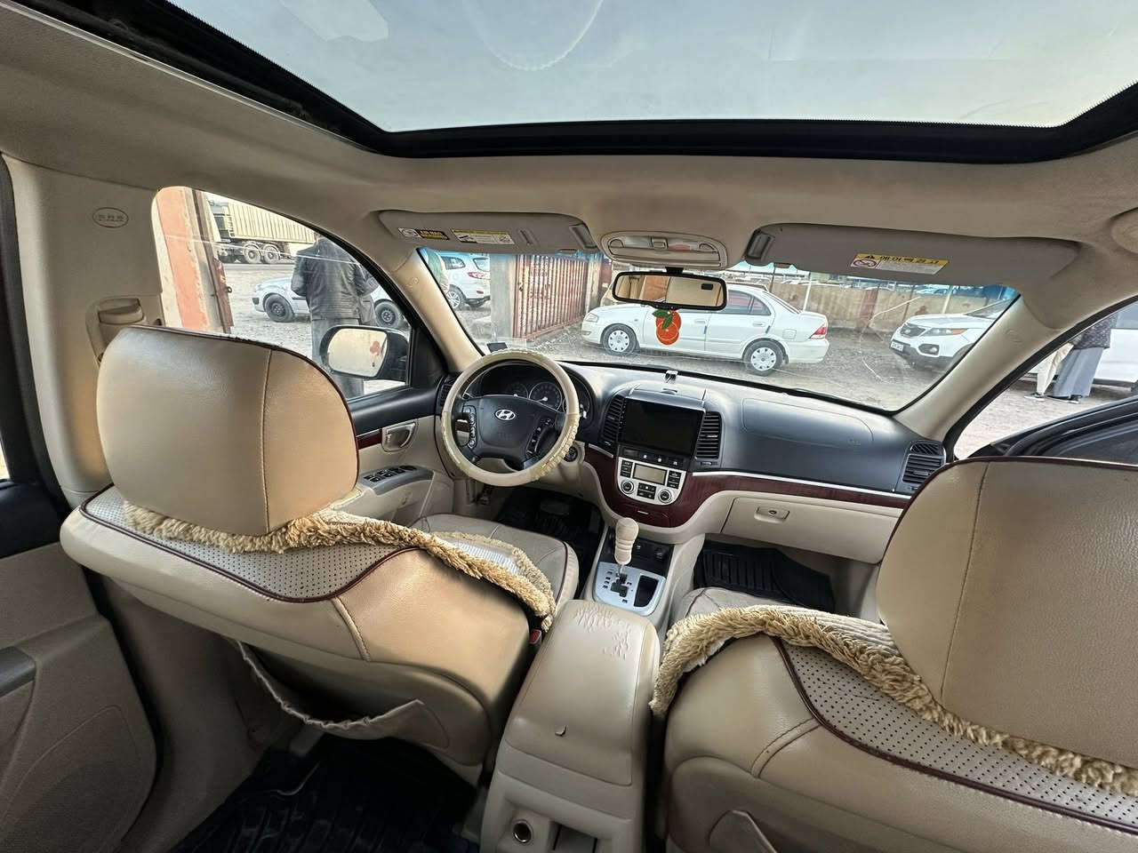 السلام عليكم للبيع سنتافي ( خليجي ) موديل  2008كير ومحرك شرط محرك (v6) فول مواصفات ما عدا البصمه سبعه (7)راكب     ثلاث قطع تبريد السعر (132)وبيها مجال  للاستفسار *********** يرهم مراوس ب كورلا
