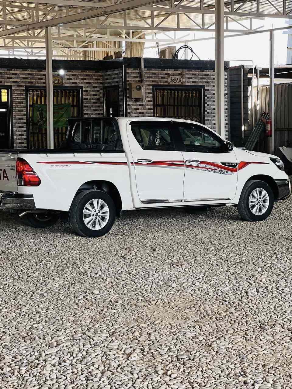 السلام عليكم للبيع تويوتا هايلوكس 2025 ساز رقم بابل بأسمي تماتيك ماشيه 32الف اصل وضع شركه السعر 308وبيه مجال بسيط للشراي  المكان بابل الشوملي للاستفسار ***********
