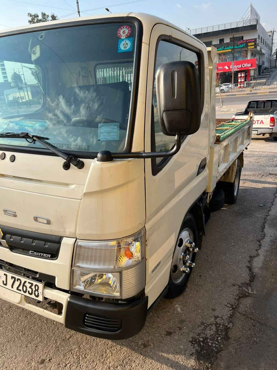 السلام عليكم 
كانتر مستوبيشي قلاب للبيع موديل 2019
وارد يابان غير مستعمل في العراق 
رقم سنويا تحويل مباشر
اصلي قلاب 
***********
اكتب تم يصل سعر
