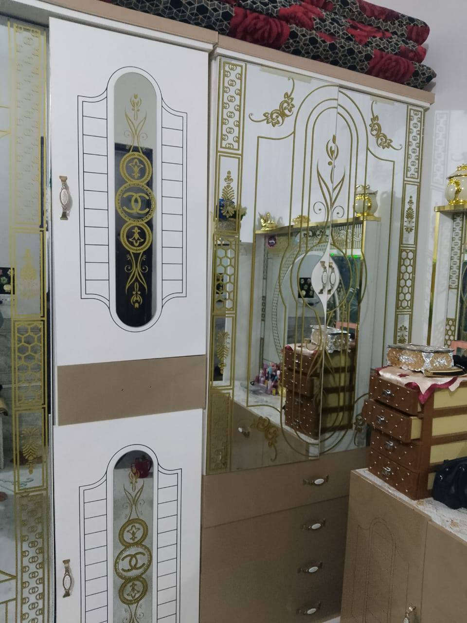 السلام عليكم ورحمه الله 
غرفه تركيه درجه اولى نضافه 95٪  مكاني بغداد 
الاستفسار مزيد من المعلومات واتساب *********** غير متواجد على الفيس بوك
