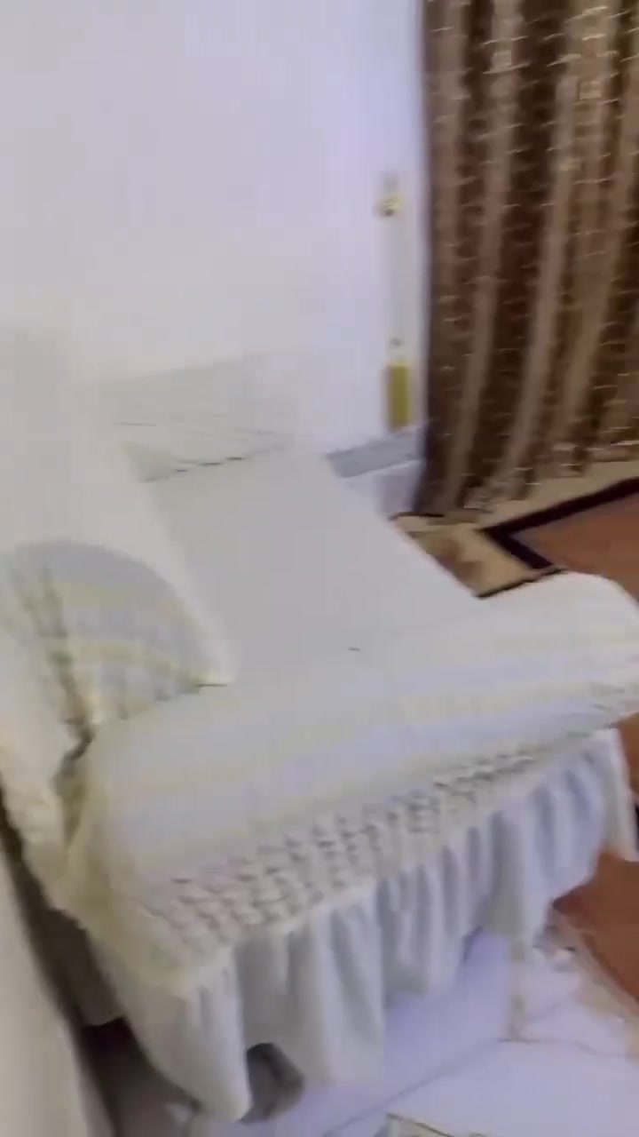 للبيع
تلبيسه تخم
طبله وسطيه


**إذا كنت صاحب هذا الإعلان وتريد حذفه لأي سبب، رجاءا أرسل رسالة إلى الدعم الفني**