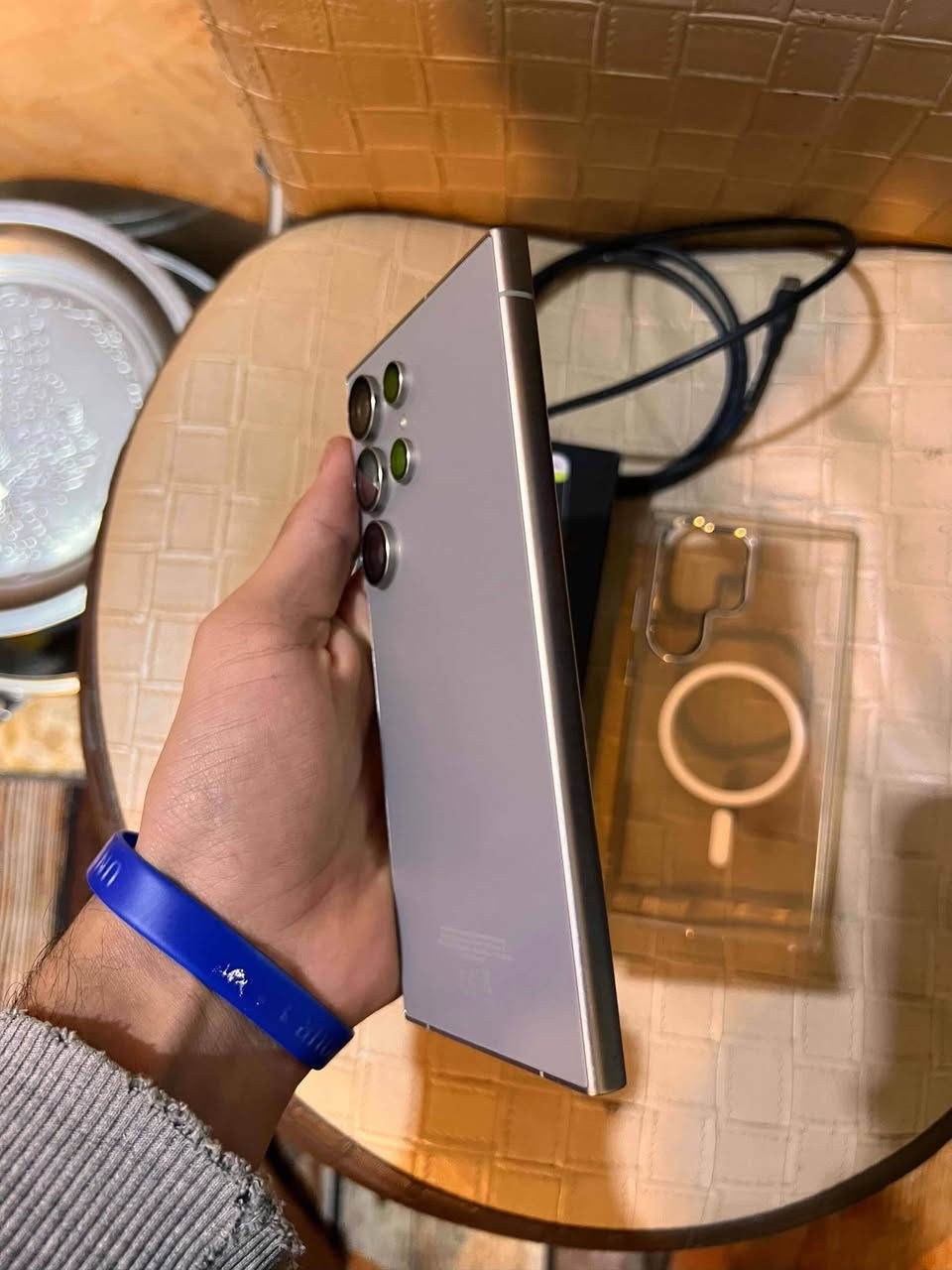 سلام عليكم اس 24 الترا
شرق اوصط دبل سيمكارت 
نضافه ١٠٠%
كامل ملحقات 
ذاكره 256
السعر ٩٢٥ وبي مجال 
مكاني بغداد حي الجهاد


**إذا كنت صاحب هذا الإعلان وتريد حذفه لأي سبب، رجاءا أرسل رسالة إلى الدعم الفني**