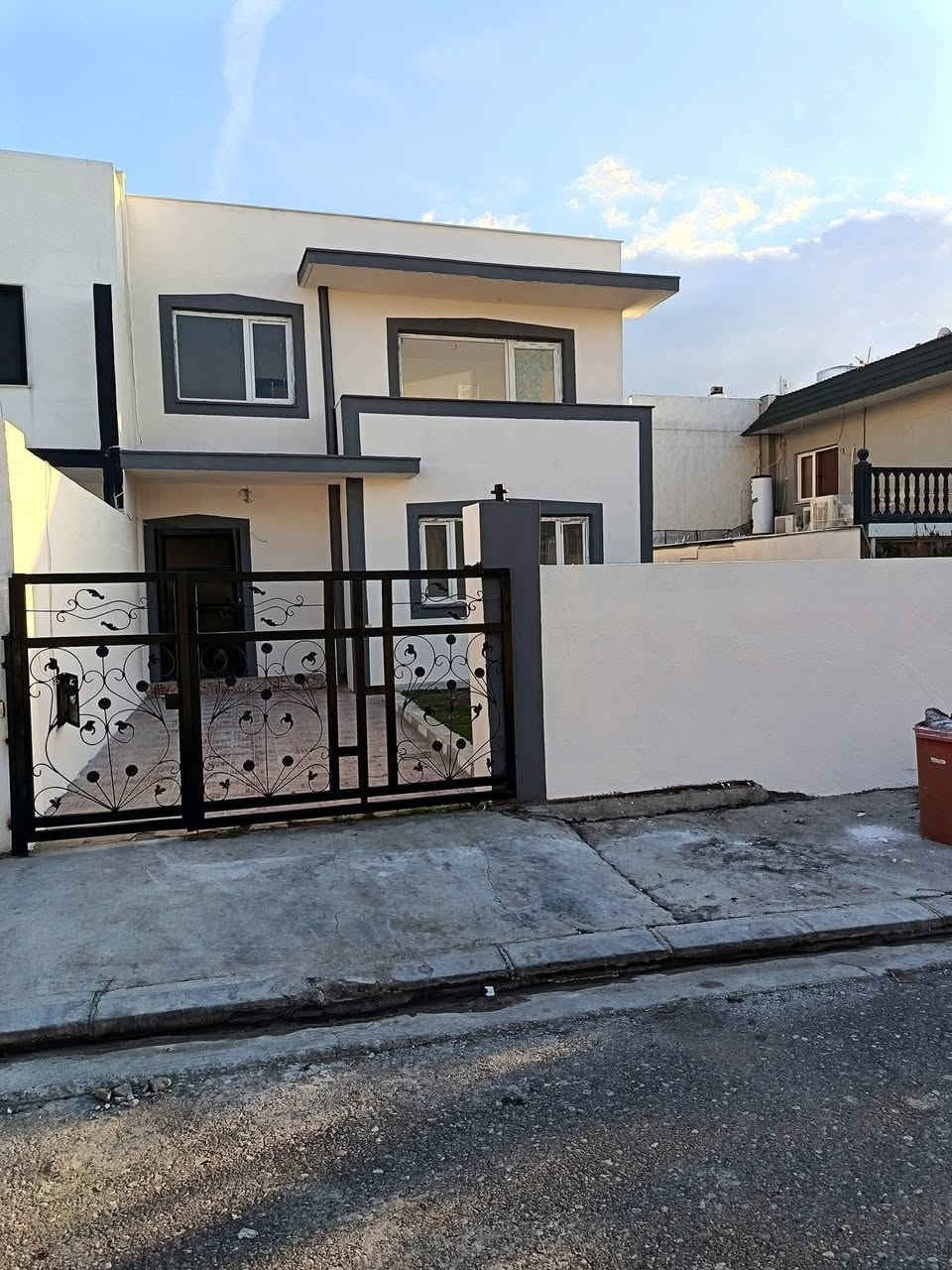 بيت البيع في وزال ستي ٤ تفتر ٦٠ ورقه بي مجال *********** وساب
