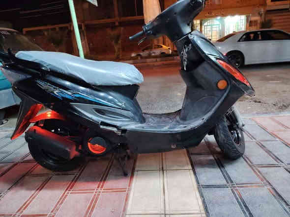 السلام عليكم دراجه جي 4 كل شي شغال بيها سلف هندر كهربائيات من الطول للطول النظافه 100% شرط الفحص العنوان شطره السعر 600 وبيها مجال رقم الهاتف ***********
