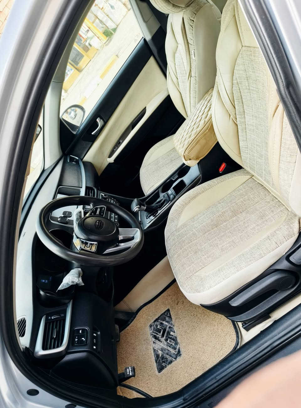 كيا ابوبتيما ٢٠١٩ وارد أمريكي
تبديل بنيد فقط 
كير مكينة حدادة جاهزة
تخم تاير  رادار خلفي وأماكن جانبي تحديد مسار أشار مري 
دواخل لون أرضية جلد ماشية ١٠٠ 
رقم ذي قار مداور ثاني يوم السعر ١٥٥ للاتصال ***********
