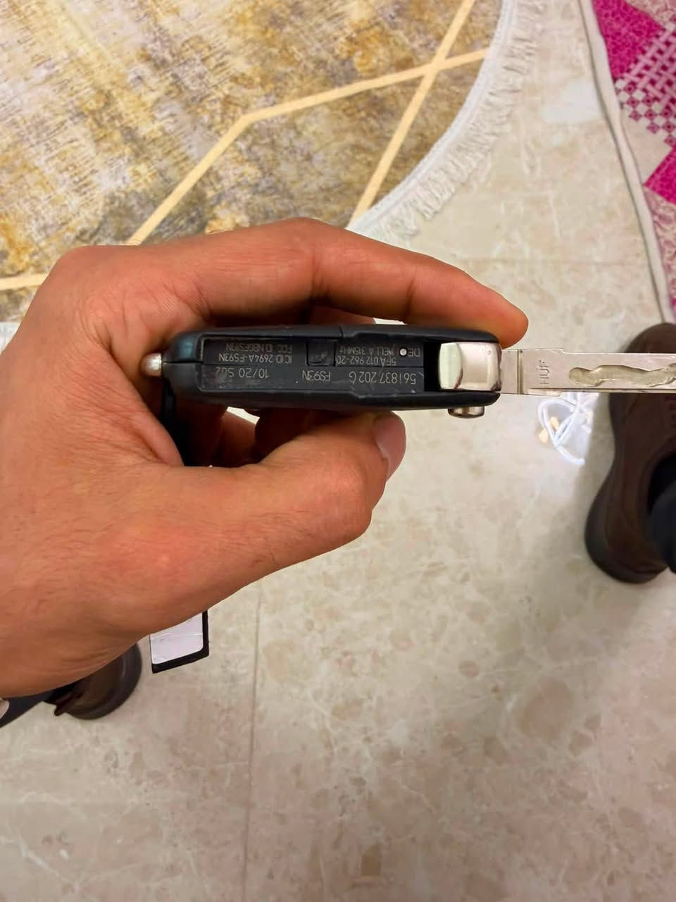 بصمه فولكس واكن جبته لسيارتي علساس ابرمجه ونسيته لحد ما بعت لسياره ب١٠٠ الف  متوفر توصيل ***********
