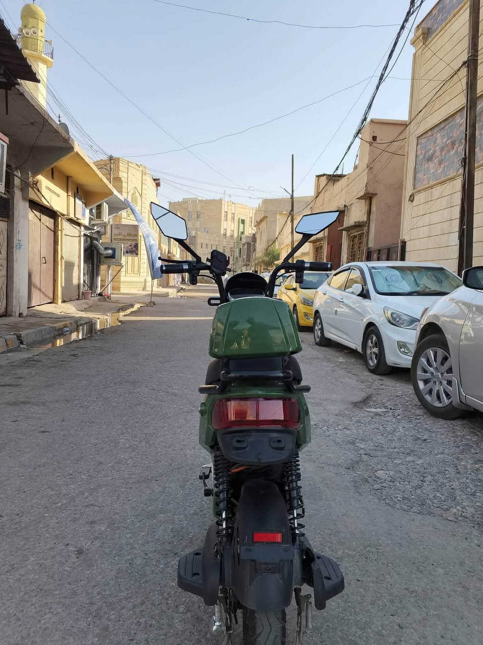 الوحش المعرف لا يعرف في اي بي حجم اربطعش مستعمل اق من شهر المميزات 
لون الزيتوني
بي اربع نمر 
يمشي ٩٩/حقيقي ٦٠ 
بي نضام حرامي او (نضام السرقة)
بي لايت عالي 
بي الوان في الايت 
بي صندوك 
بي مثبت سرعة 
ماطور مقاوم وقوي 
للبيع السعر ٣٧٥ وبي مجال للطيبين 
مكان موصل حي الشفاء الرقم /*********** بي واتساب +خاص مفتوح حياكم الله 🤍
