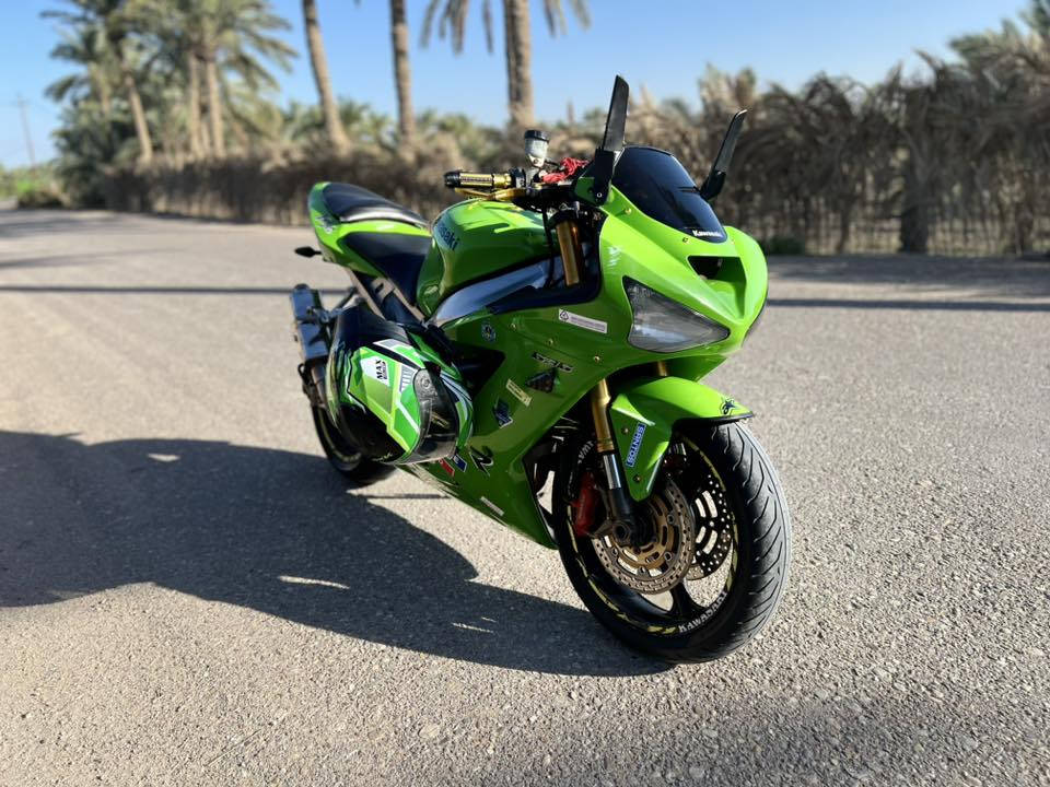 كاوسكي ٢٠٠٤ حجم محرك 636 نكرة ما بيه اي نقص سعرة ٢٢ $ ناصريه -سوق الشيوخ ***********
