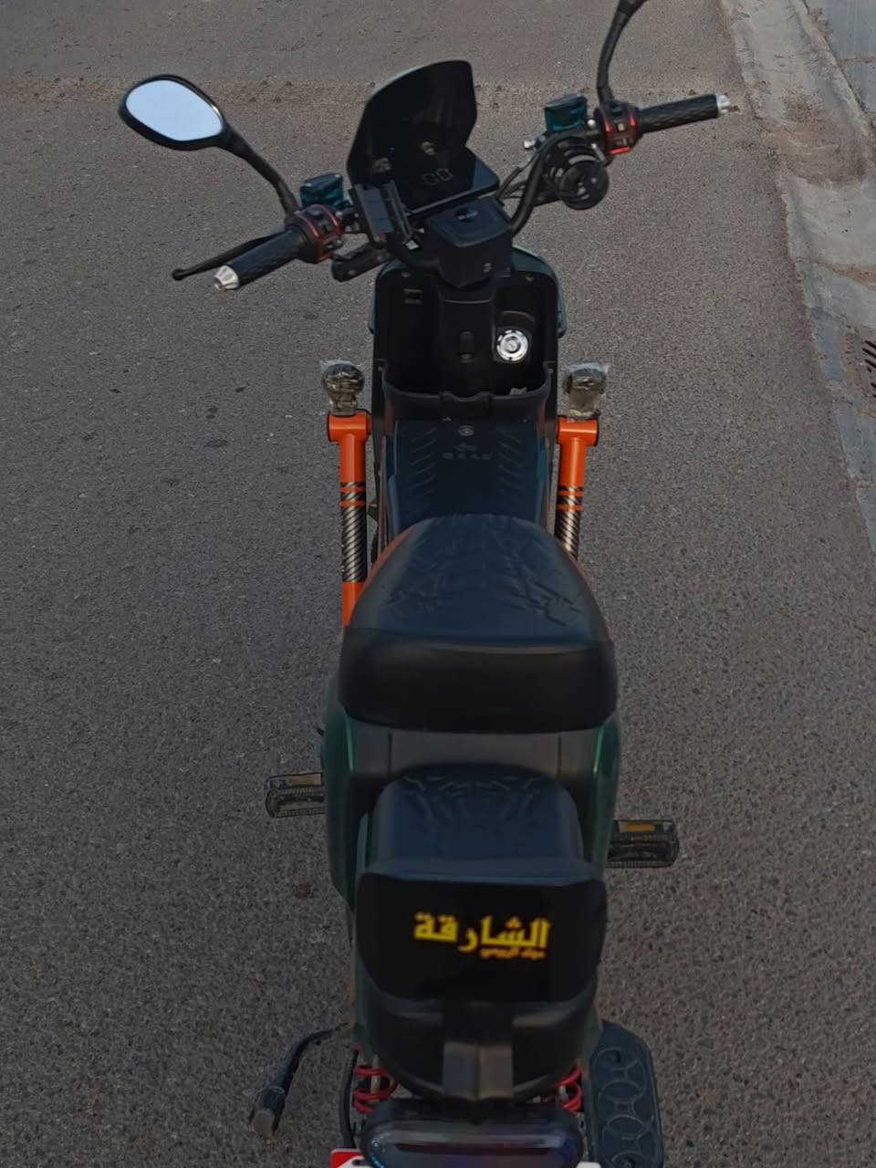 دراجه شحن نوعيه x900دراجه جديده ونظافه 100/100  السعر 450وبيها مجال***********
