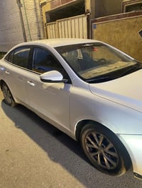 Mg5 موديل2023 رقم اربيل باسم الشركه السياره نضيفه وجديده  بيه بارد بلم...