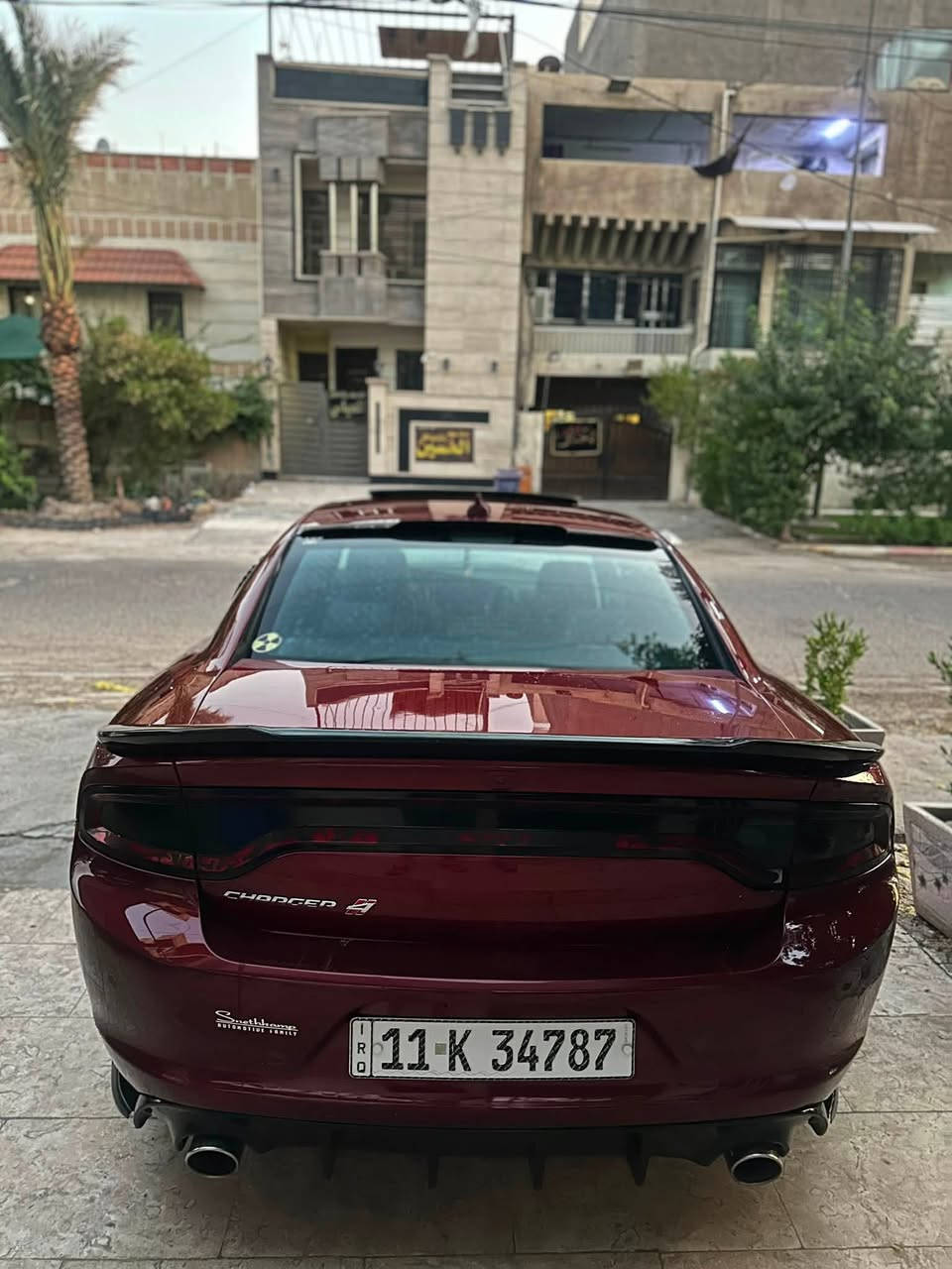 للبيع | جارجر GT موديل 2019
🔹 اللون: كرزي

🔹 ممشى: 106 ألف  (استعمال شخصي)

🔹 رقم بغداد الجديد – تحويل مباشر باسمي.

المواصفات:

* فول مواصفات

* فتحة سقف

* مقاعد جلد كهربائية

* تبريد قطعتين

* تدفئة وتبريد للمقاعد

* مقعد السائق مع خزن

* شاشة كبيرة

* مثبت سرعة

* رادارات

* السيارة عليها كت SRT

حالة السيارة:

* الحادث في أمريكا كان سرقة فقط، وشمل:

    * الجاملغات الأمامية

    * البنيد

    * البابين (باب السائق والباب المقابل) كلير فقط، غير مبدلات

* لا توجد أي ضربة شاصي أو هيكل.

* لا يوجد أي إيرباك مفتوح.

* صدر السيارة جديد بالكامل، وتم تبديله على يدي بقطع وكالة أصلية.

السعرر 18200$ بي مجال بسيط 

السيارة نظيفة جداً واستعمال شخصي، وجاهزة للفحص بأي مكان.

📍 الموقع: بغداد – شارع فلسطين

📞 للاستفسار: ***********
