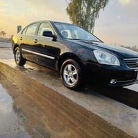 لوتز • ٢٠٠٨ • قابل تفاوض