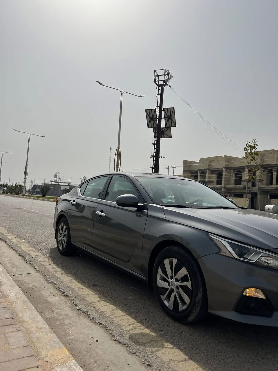 السلام عليكم
•نيسان التيما 2022
• مواصفات S
محرك 2500
بصمة
• تحكمات ستيرن كاملة
• تحديد مسار
• توقف ذاتي
الايت زنون
٢ جام اوتو
رادارات امامي
٢ كامرة خلفية
• تشغيل عن بعد
رقم اربيل 
ماشية 60 ميل حقيقي
السيارة جاهزة من كلشي بدون نقص كير ومحرك شرط عليها ادامة كاملة
الضرر//
بنيد مبدل فقط بدون دواخل (ايرباكات سليمة) مكفولة من الصبغ
1N4BL4BVXNN402110//رقم الشاصي
السعر//145$ وييهة مجال/ 
***********
