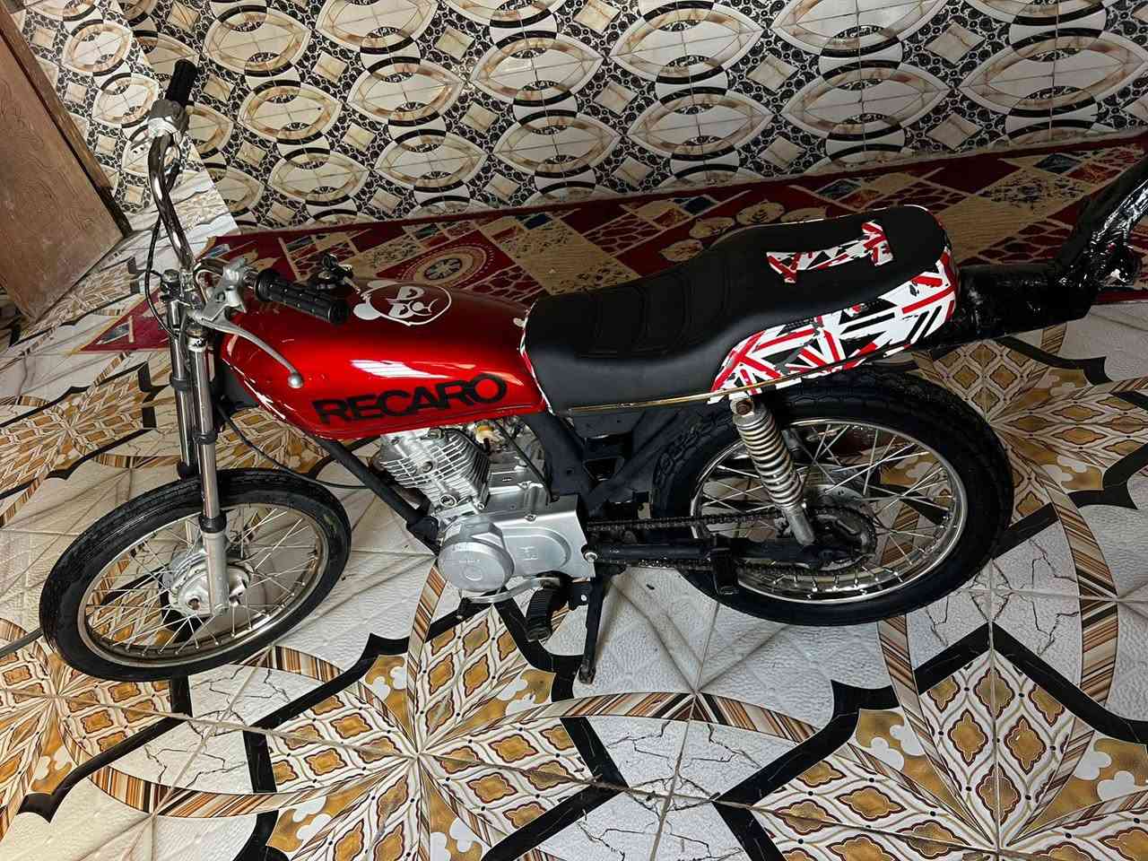 السلام عليكم نامه شلامجه بلادي للبيع السعر550
السلام عليكم نامه شلامجه مكينه برقي ممفتوح بيهه  بلادي للبيع السعر550 المكان بصره كرمه علي او الهارثه سيد سامي ***********
