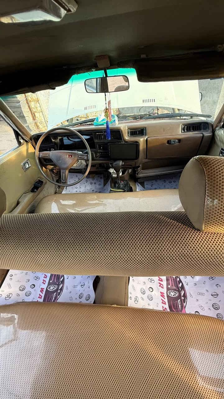 سلام عليكم كراون لبيع 81 البيع او لمراوس كير ومكينه فيفيتي جدد رقم بابل انكليزي سنويه جديده صاعده هزه عندي بيها وكاله عامه تريد تحويل تريد وكاله انه بخدمتك تبريد ثلج تخم تاير جديد حداديه جديده دواخل كله نايلون وجدد سياره اي نقص ما بيها ترايك لبغداد مكان سياره بصره شعندك تعالي واتساب وانه بلخدمه رقم الهاتف *********** سعر لسياره 42 وبيها مجال
